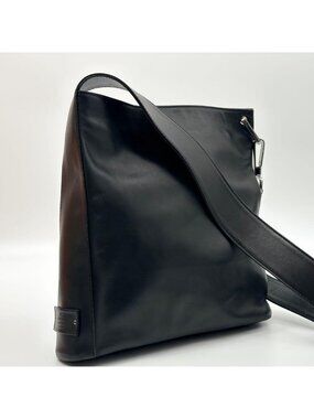 Gucci Era Leather Shoulder Bag Black